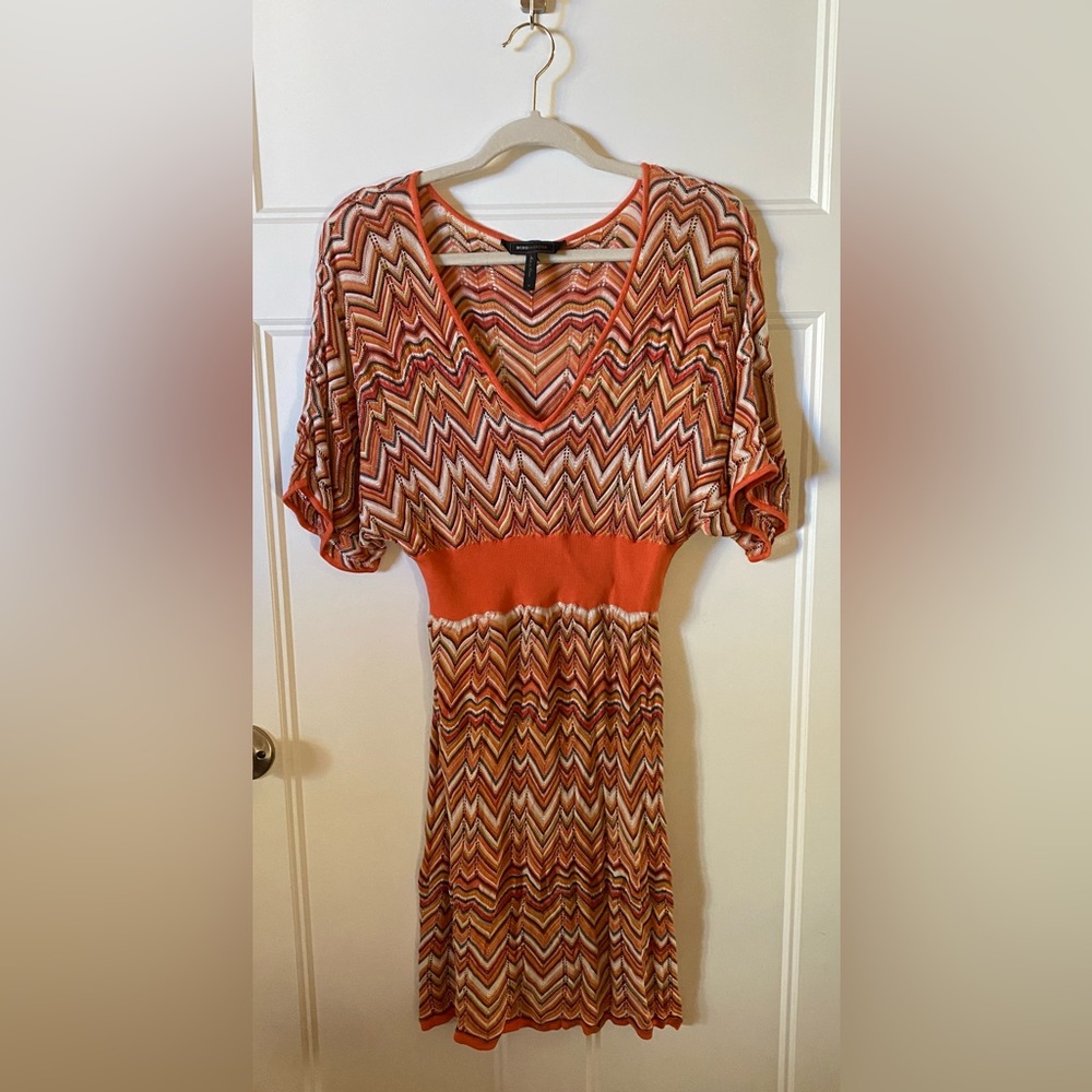 BCBG Max Azria Size M Vintage Boho Multi-Color Stretch Knit V-Neck Dress